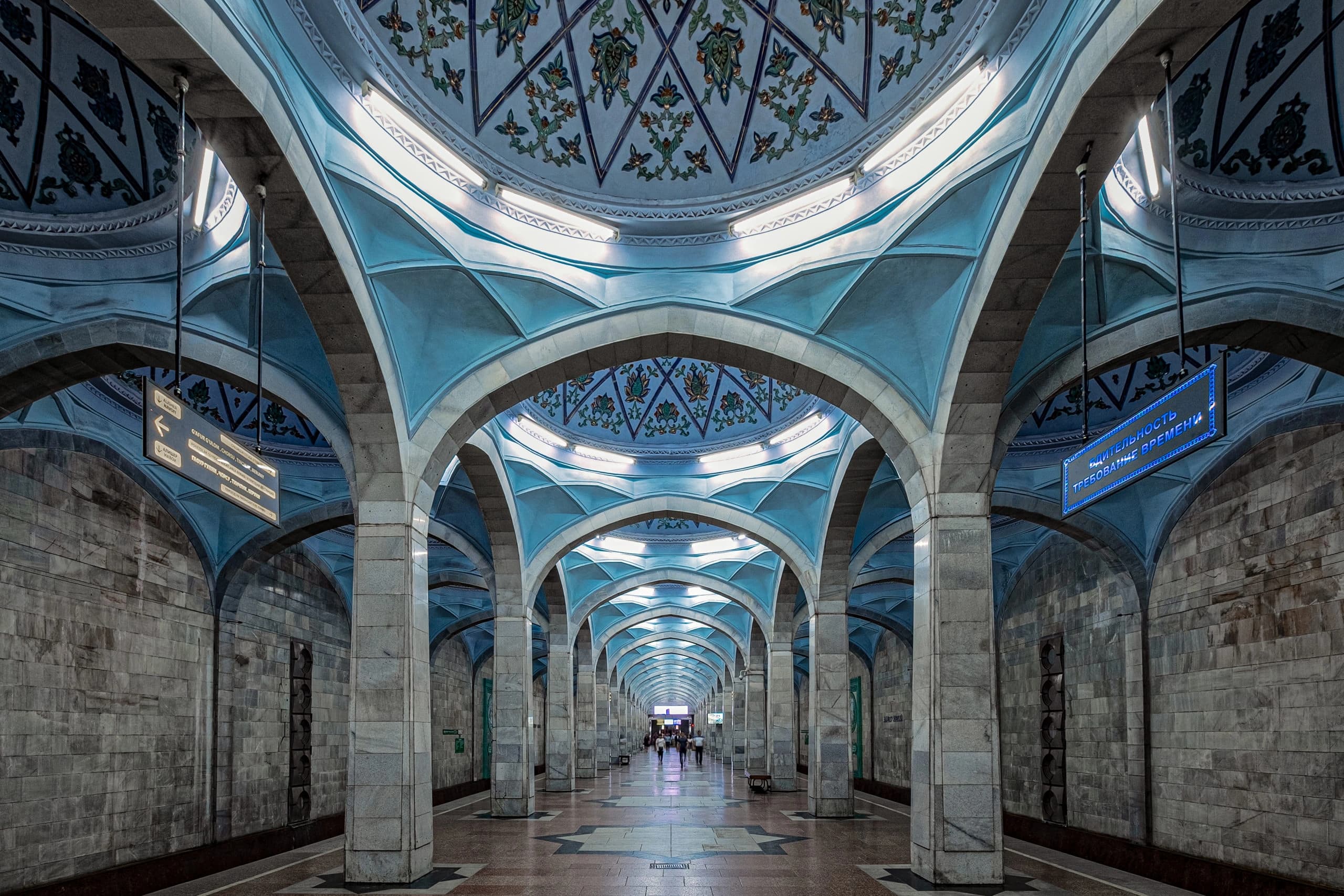 🚇 Metropolitana di Tashkent — Trasporto moderno e arte sotterranea