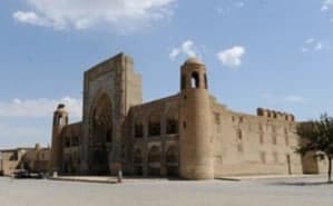 Медресе Абдулазиз-хона (Бухара, XVII век) (Музей истории резьбы по дереву Бухары)