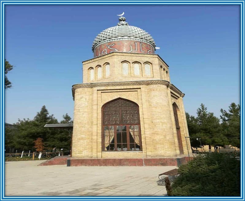 穆拉·博佐尔·奥洪德陵墓